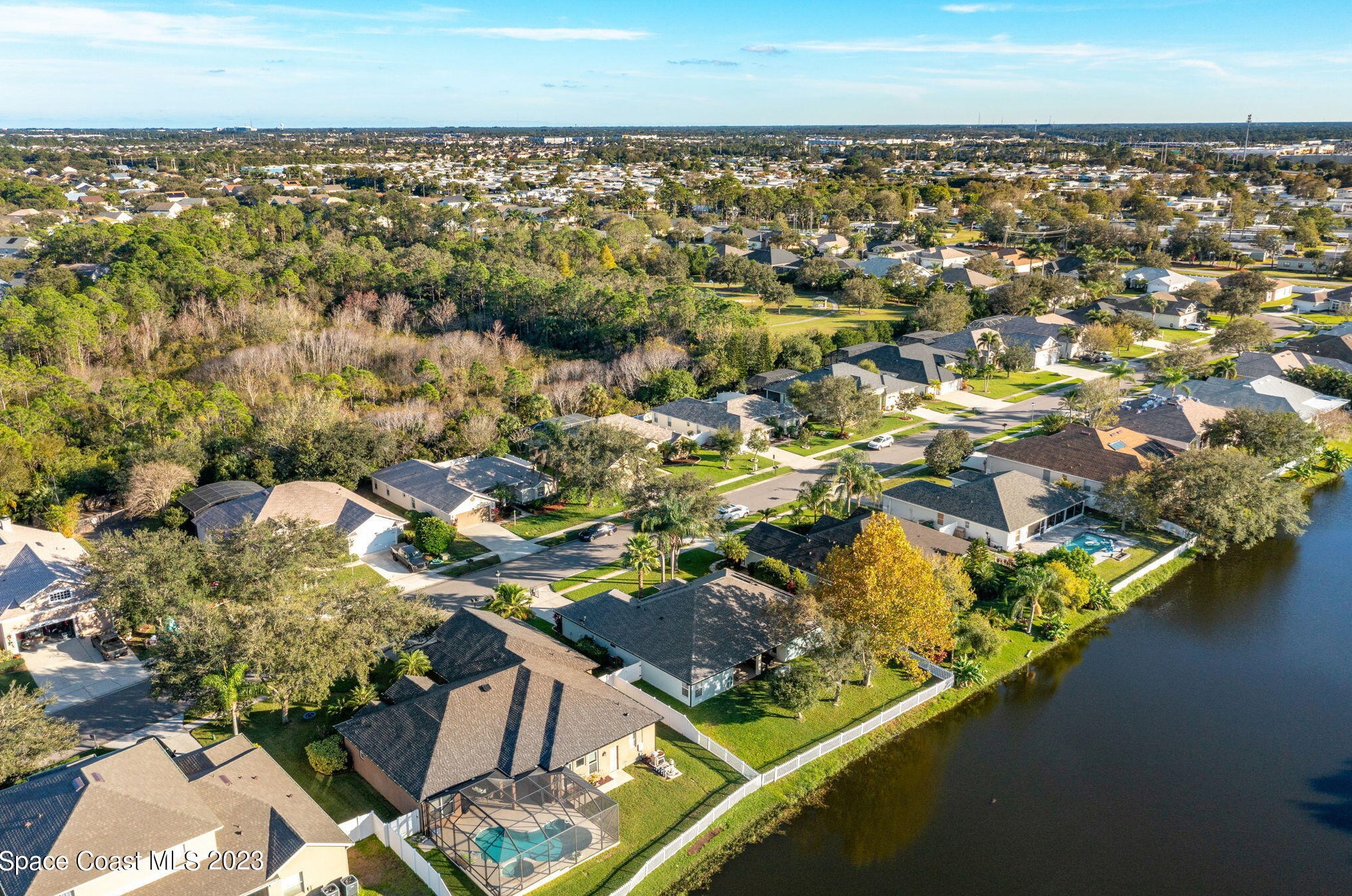 2625 Tuscarora Ct, Melbourne FL 32904-8092 exterior