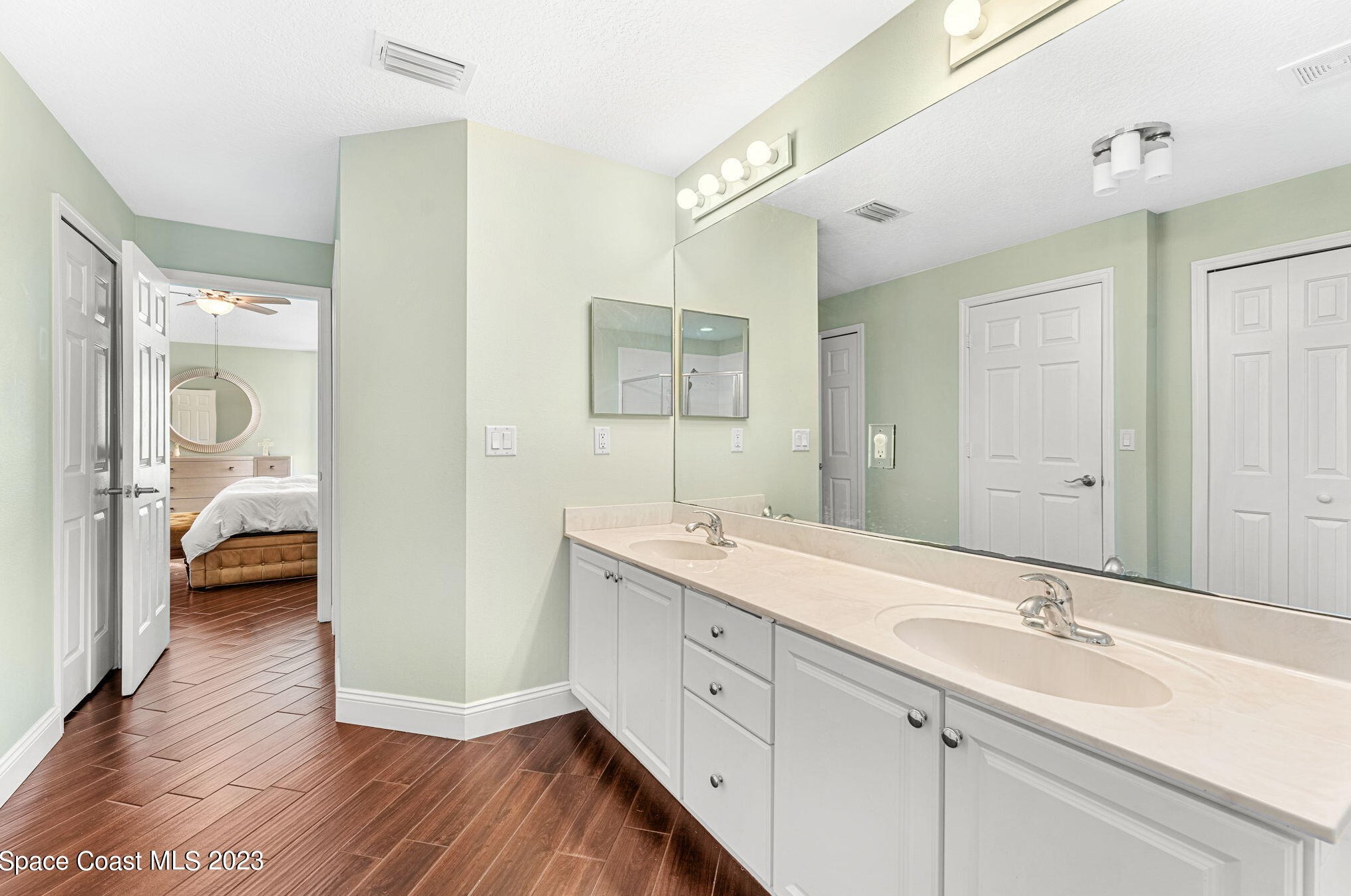 2625 Tuscarora Ct, Melbourne FL 32904-8092 exterior