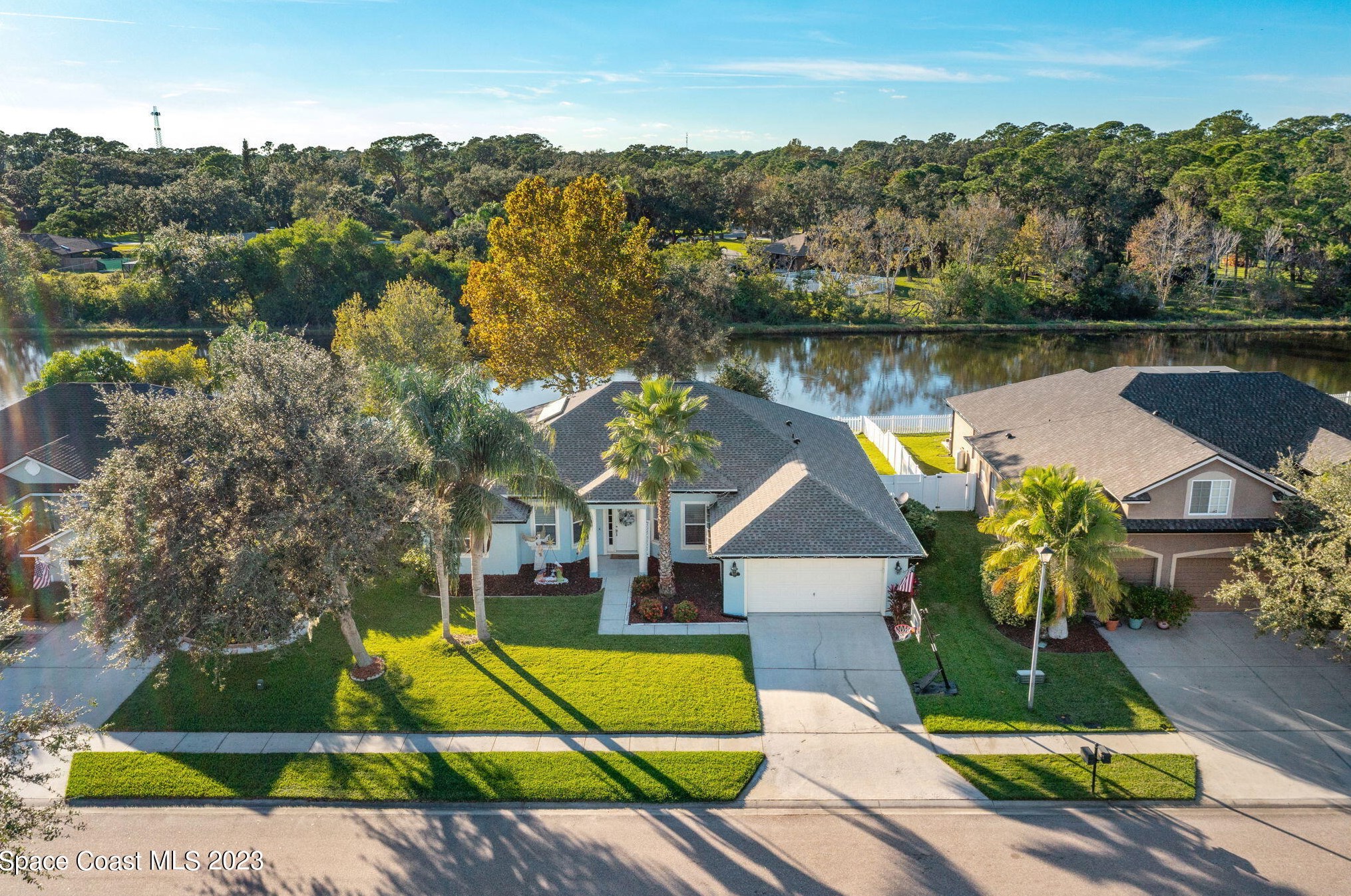 2625 Tuscarora Ct, Melbourne FL 32904-8092 exterior