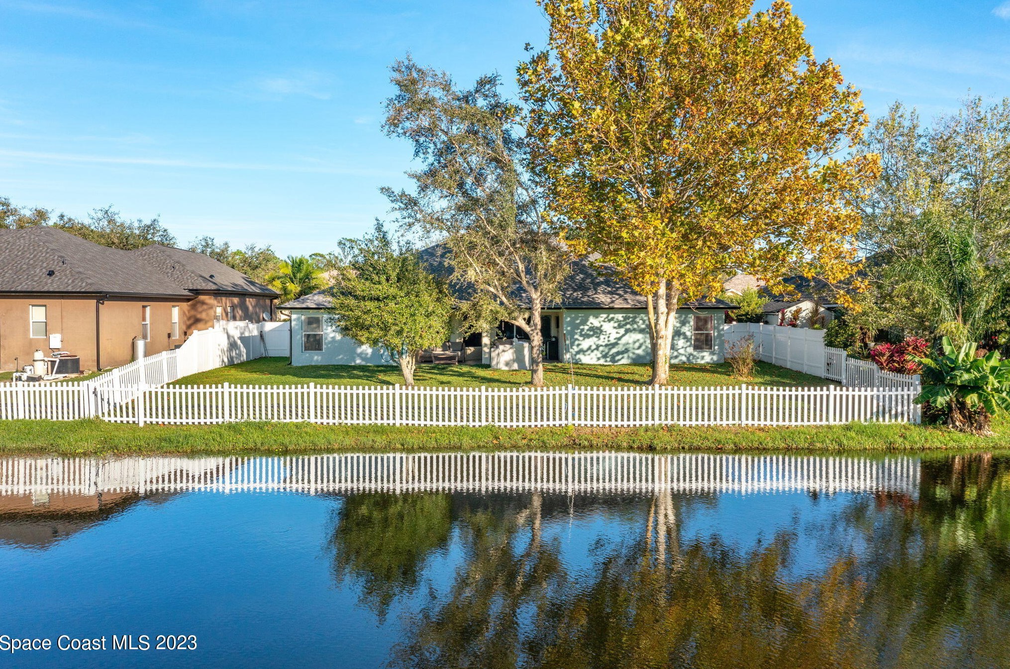 2625 Tuscarora Ct, Melbourne FL 32904-8092 exterior