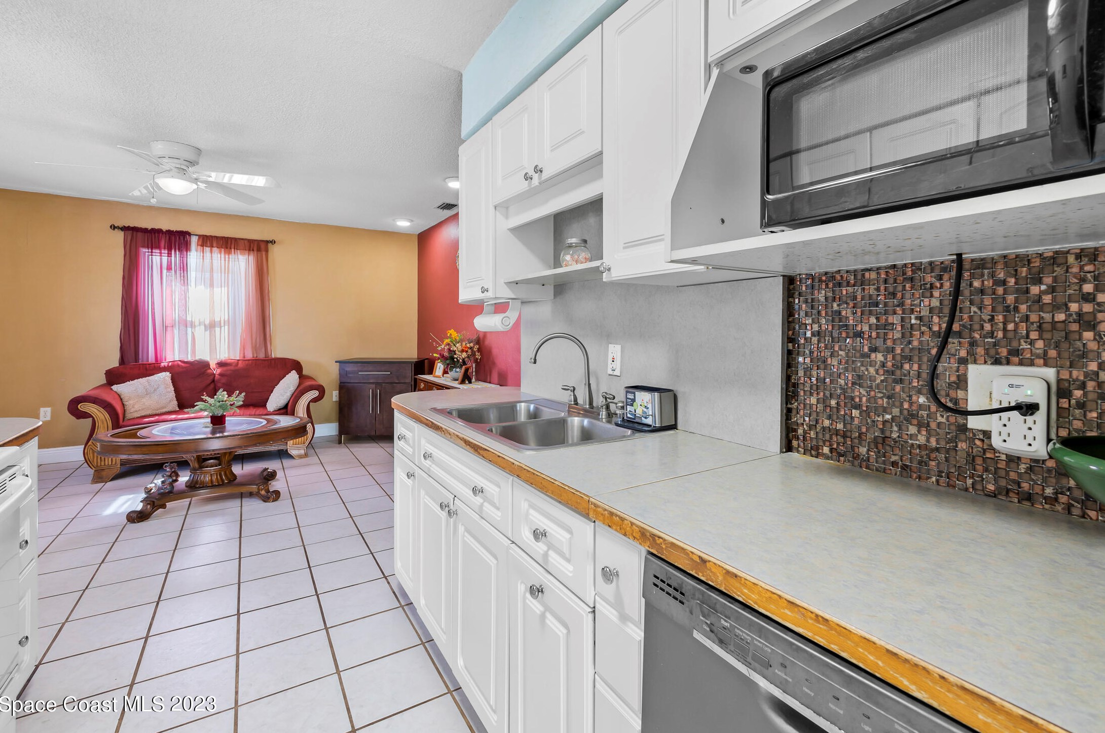 1812 Radnor Dr, Melbourne FL  32901-4225 exterior