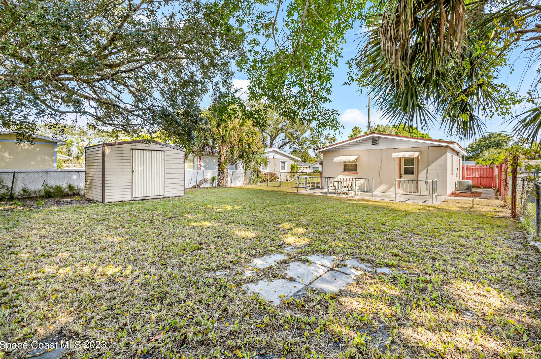 1812 Radnor Dr, Melbourne FL  32901-4225 exterior