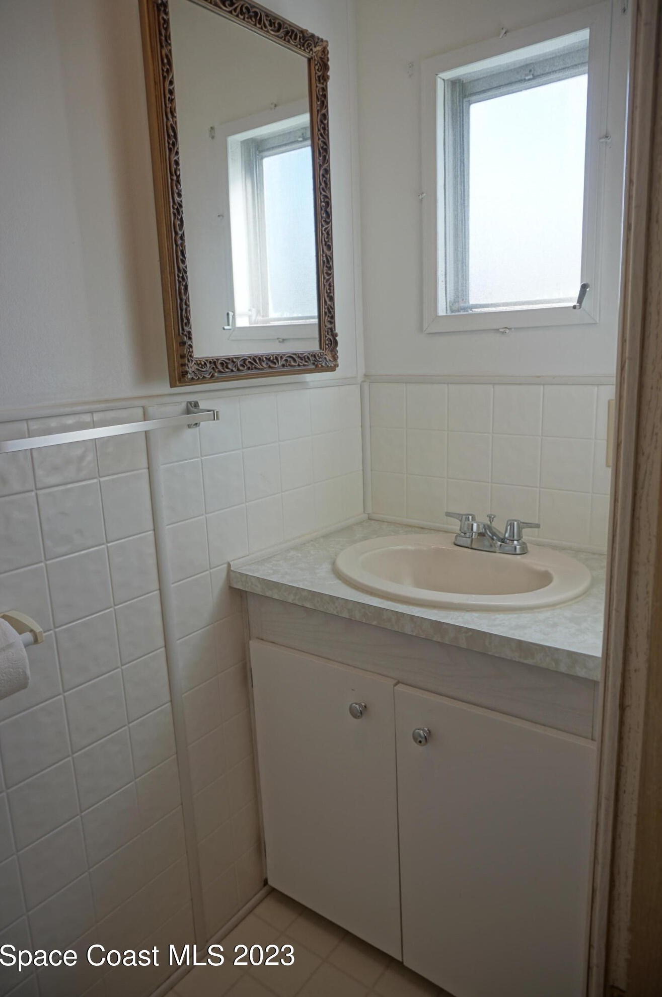 1007 Buttonwood St, Sebastian FL 32976-7212 exterior