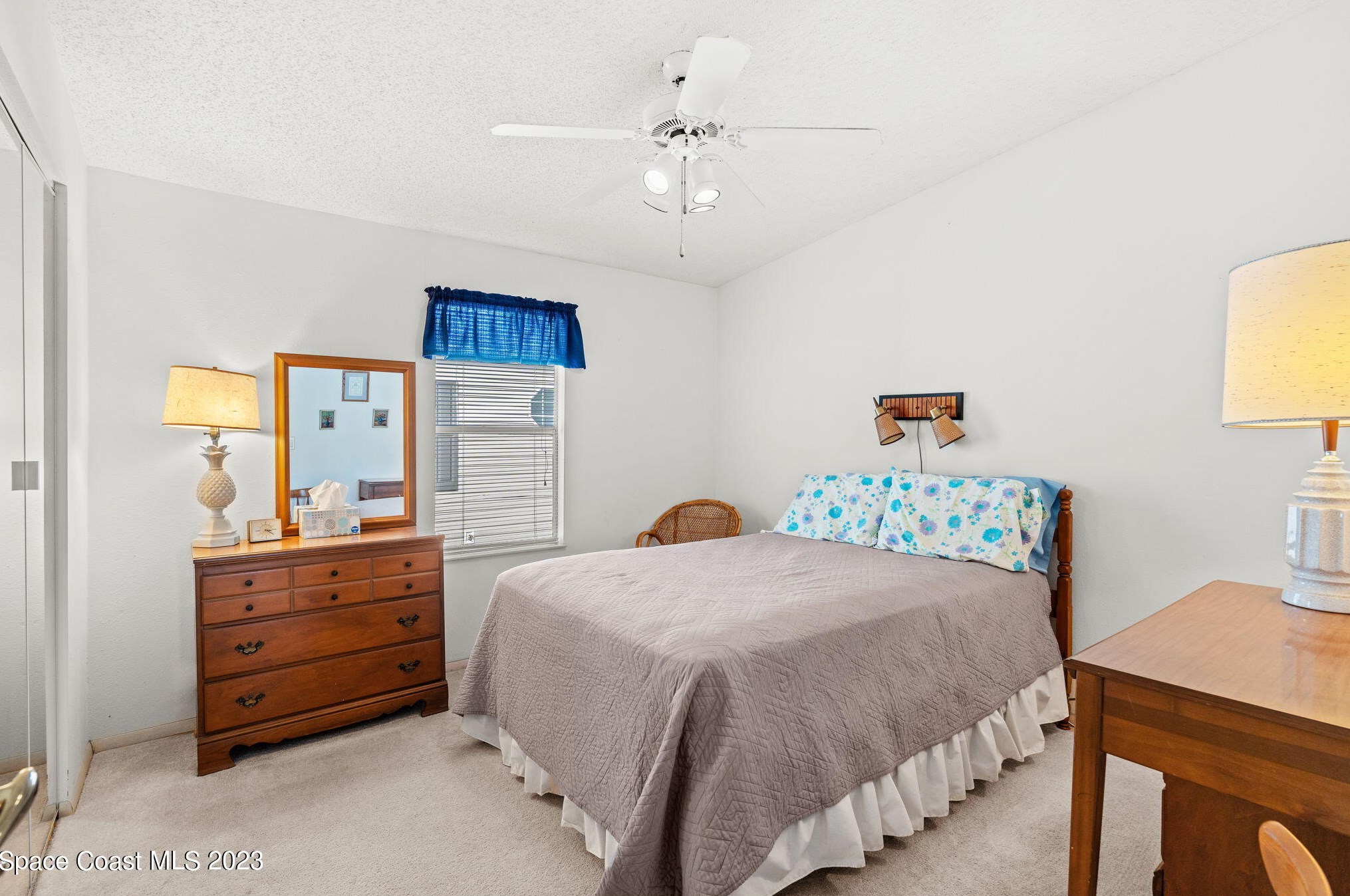 701 Gladiolus Dr, Sebastian FL  32976-7670 exterior