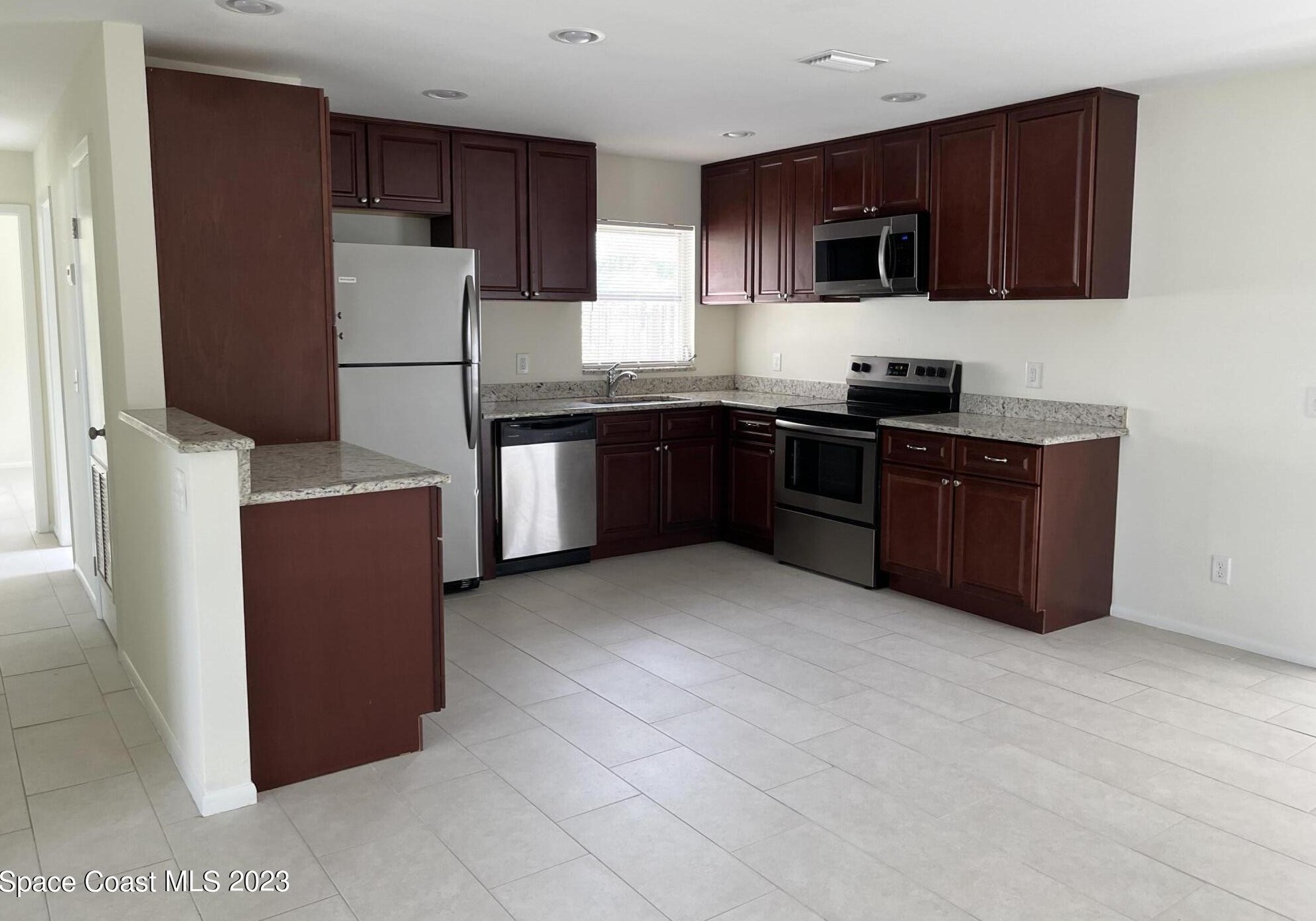 2193 Cheryl Ct, Melbourne FL  32935-3129 exterior