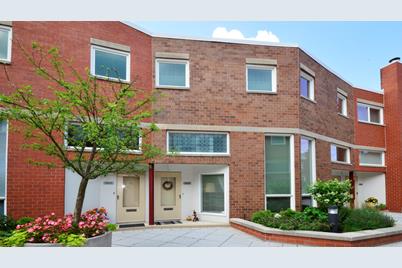 1221 Central Street B Evanston Il 60201