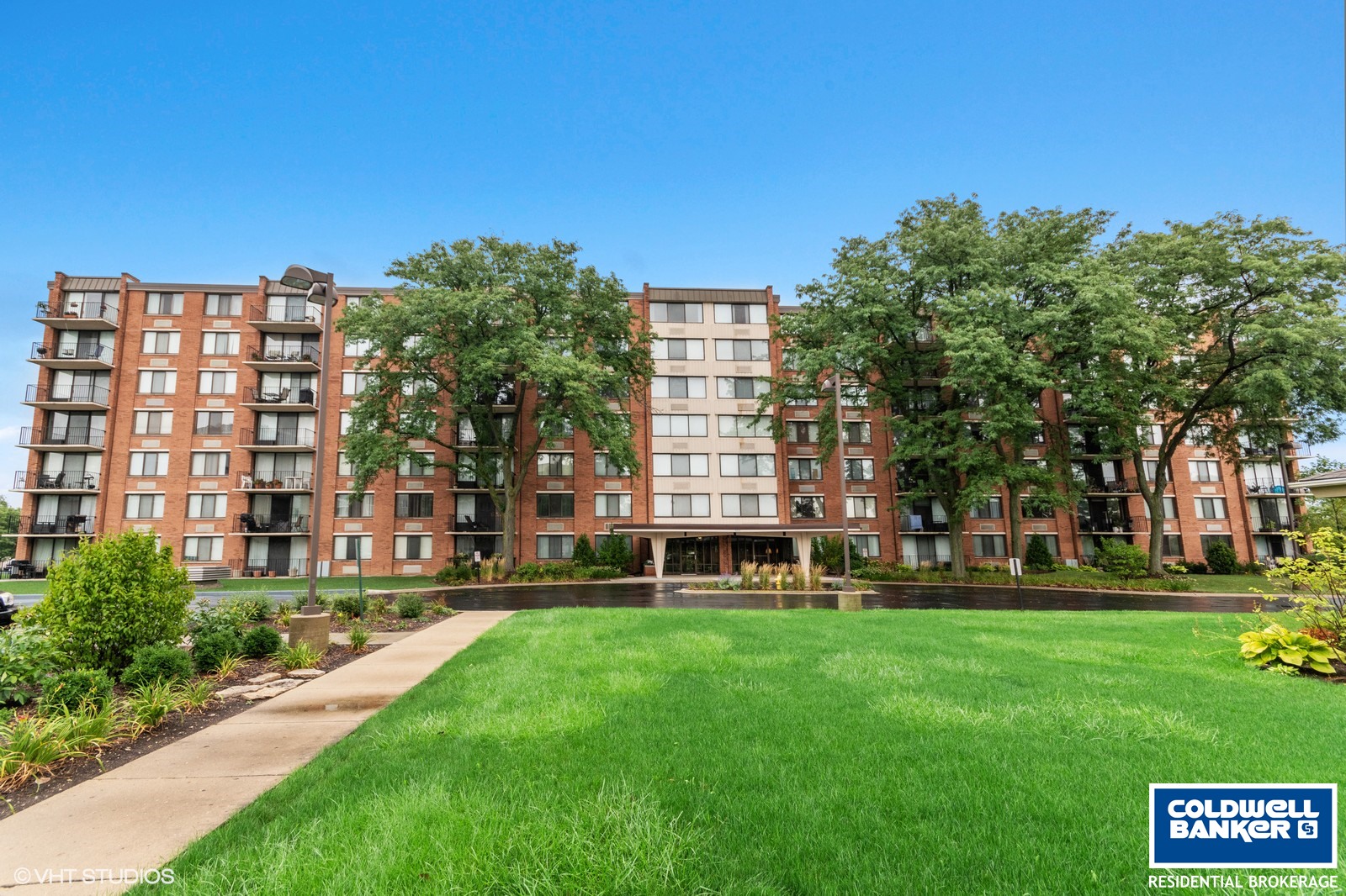 2000 St Regis Dr 7A, Lombard, IL 60148 MLS 10488204 Coldwell Banker