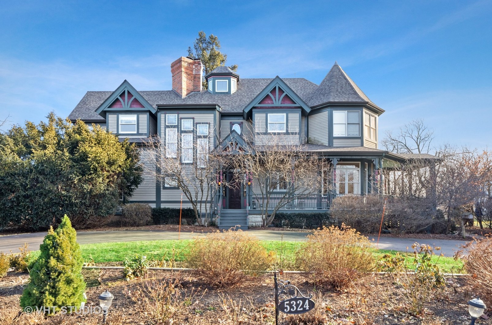 5324 Turvey Ct, Downers Grove IL  exterior