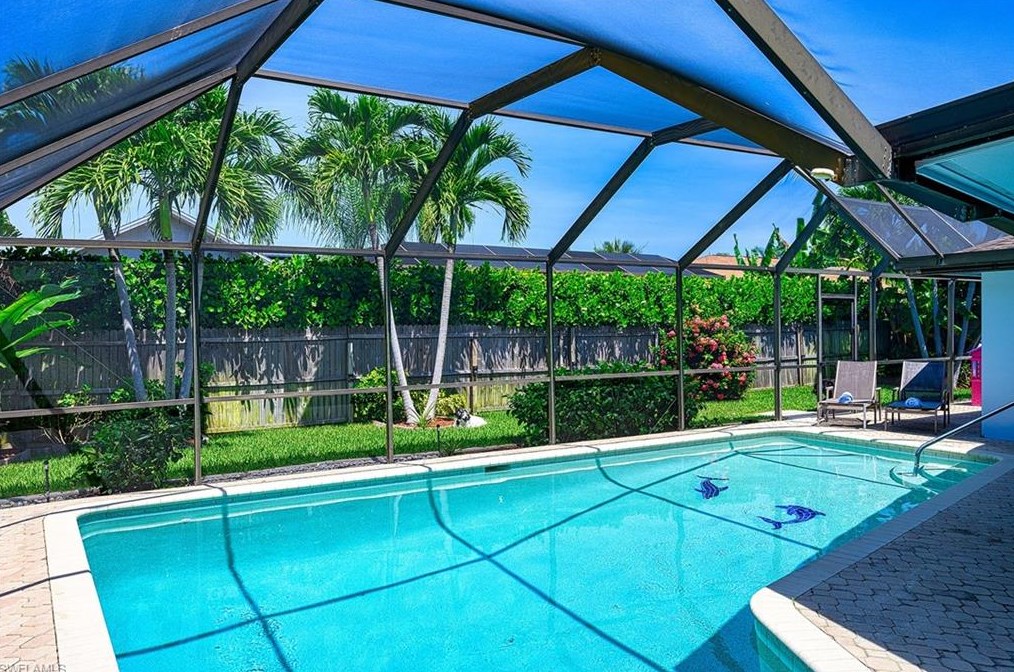 320 Hazelcrest St, Marco Island, FL 34145