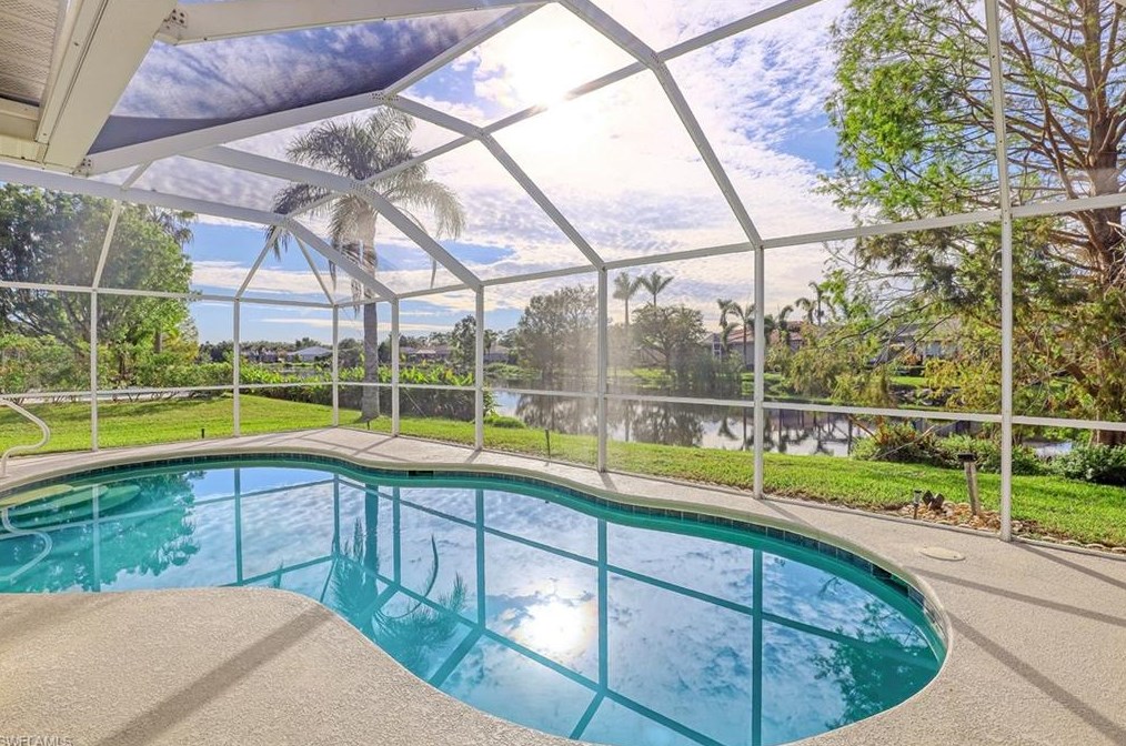 8833 Cypress Preserve Pl, Fort Myers FL  33912-0829 exterior