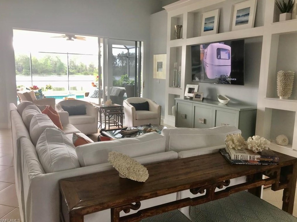 6156 Dogleg Dr, Naples, FL 34113