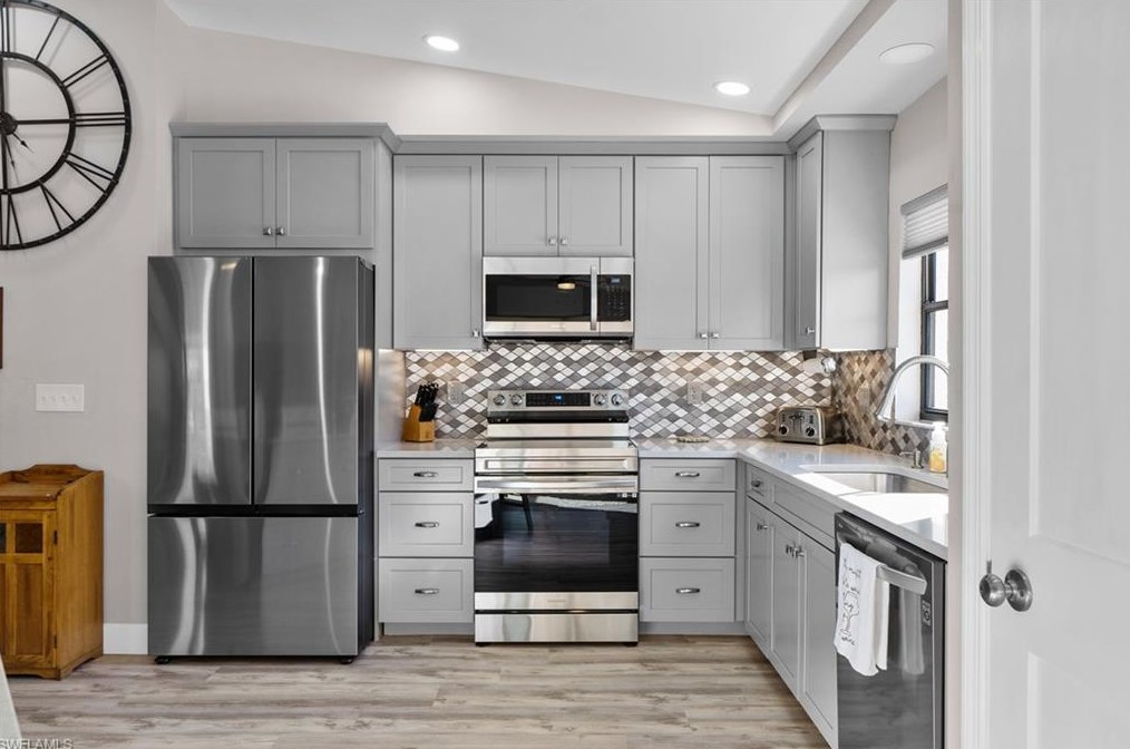 16804 Coriander Ln, Fort Myers FL  33908-3900 exterior