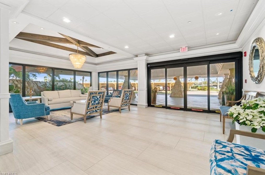 180 Seaview Ct #102, Marco Island, FL 34145