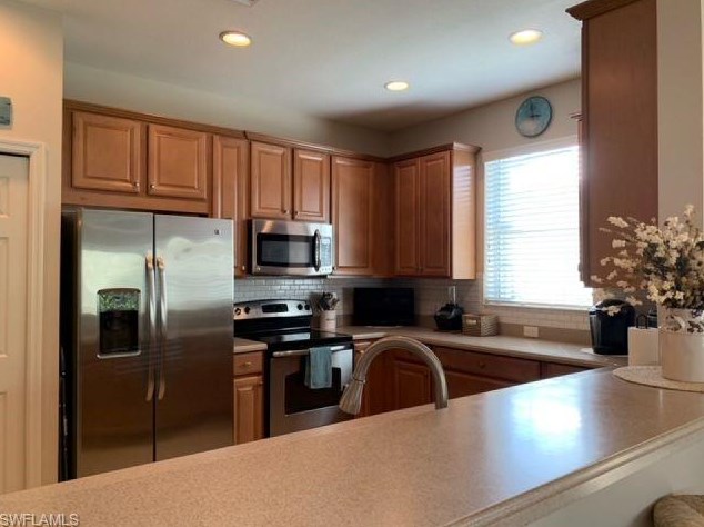 9894 Palmarrosa Way, Fort Myers FL  33919-6068 exterior