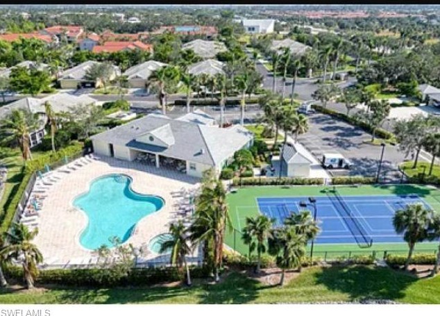 9894 Palmarrosa Way, Fort Myers FL  33919-6068 exterior