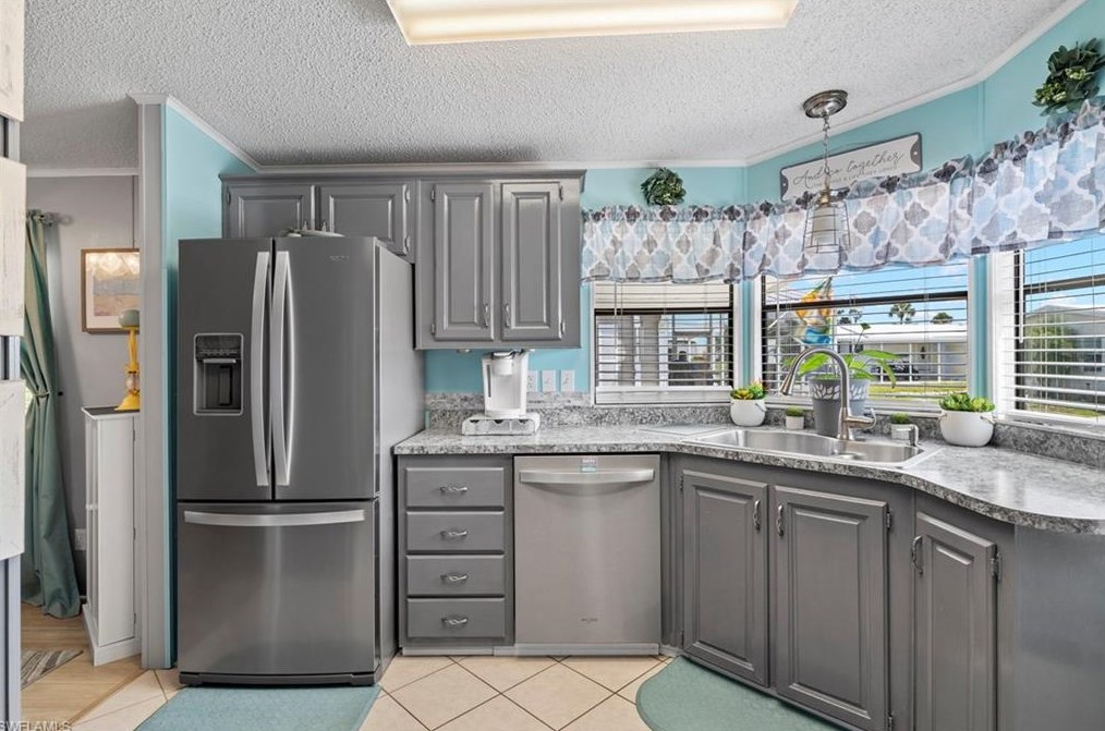 14513 Nathan Hale Ln, Fort Myers FL  33917-9041 exterior