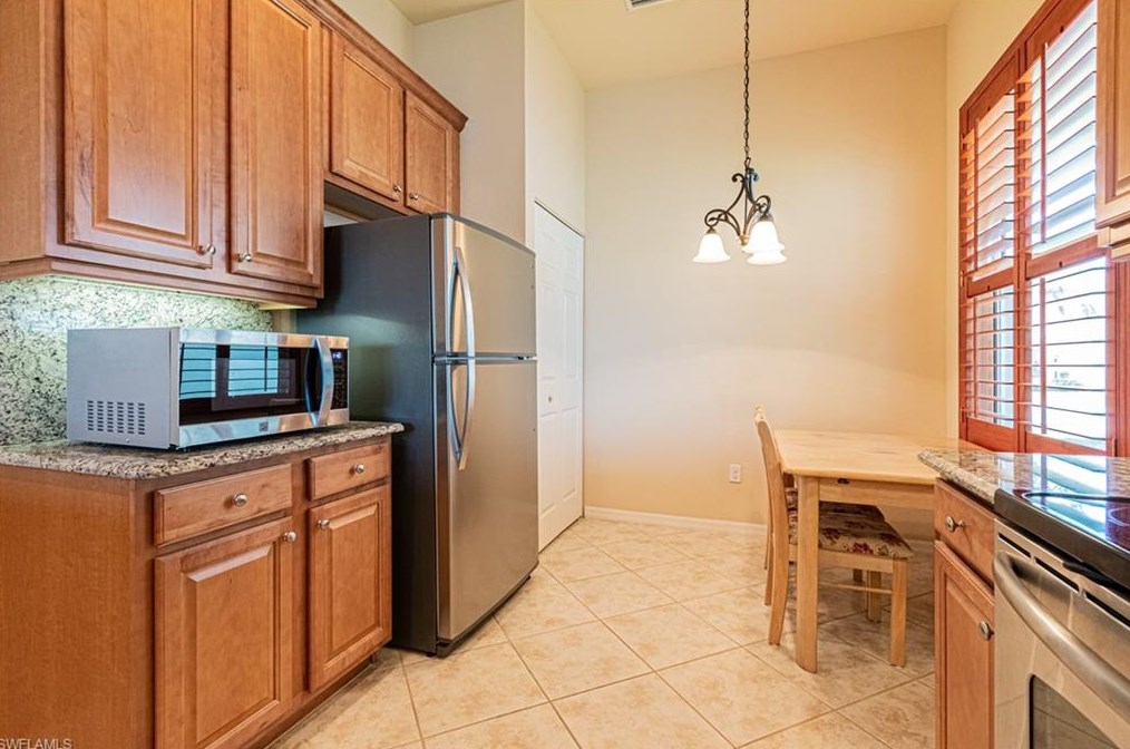 10462 Carolina Willow Dr, Fort Myers FL  33913-8804 exterior