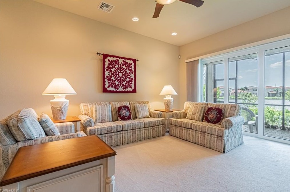 10462 Carolina Willow Dr, Fort Myers FL  33913-8804 exterior