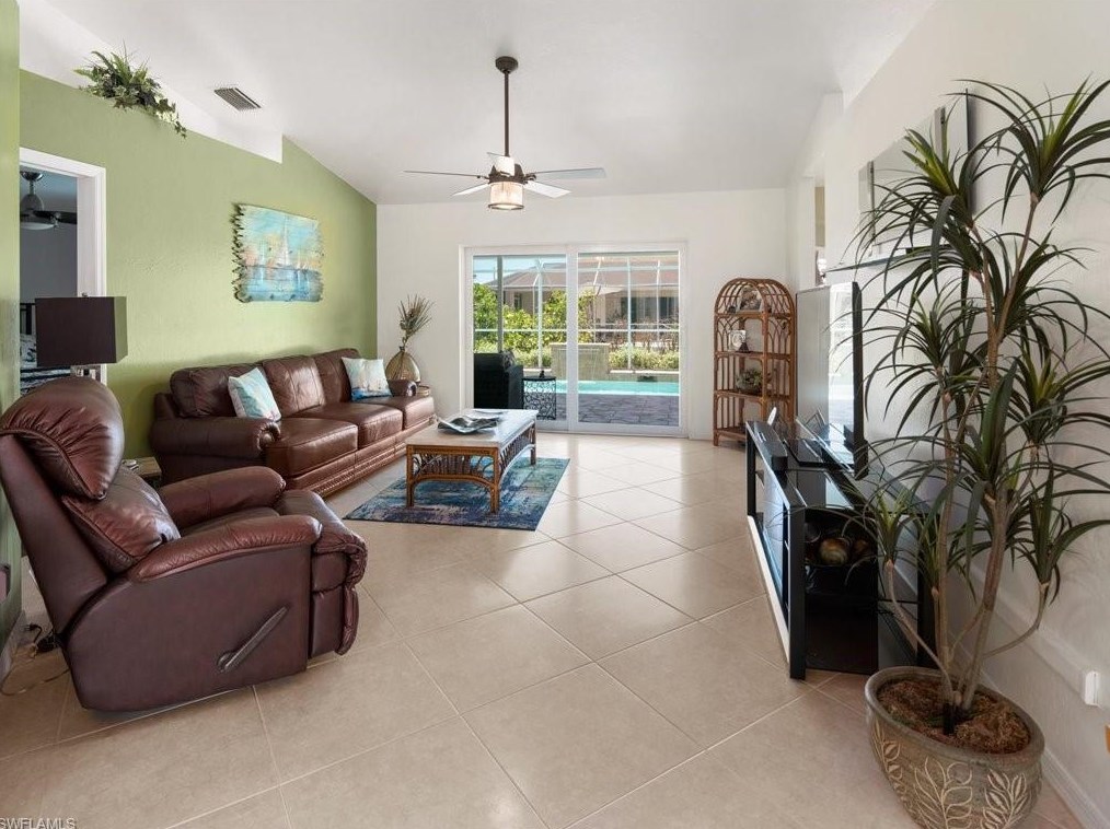 190 Kirkwood St, Marco Island, FL 34145