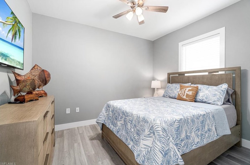 28124 Sunset Dr, Bonita Springs FL  34134-7503 exterior