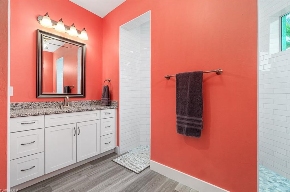 28124 Sunset Dr, Bonita Springs FL  34134-7503 exterior