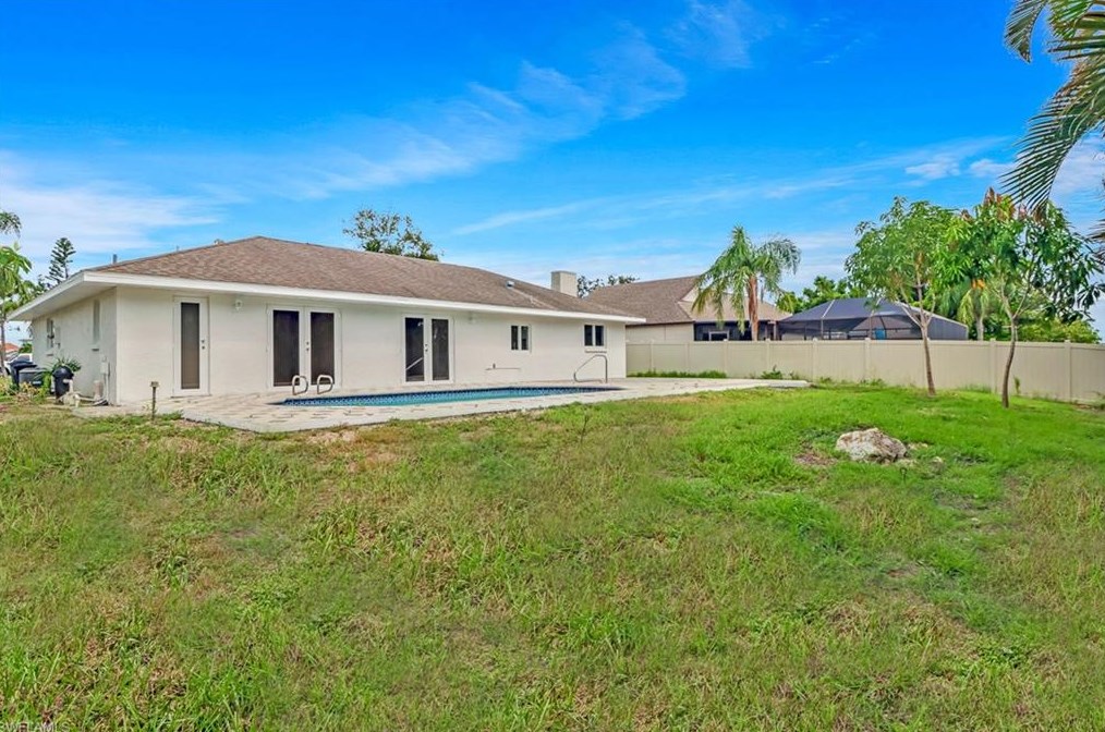 17668 Taylor Dr, Fort Myers FL  33908-4457 exterior