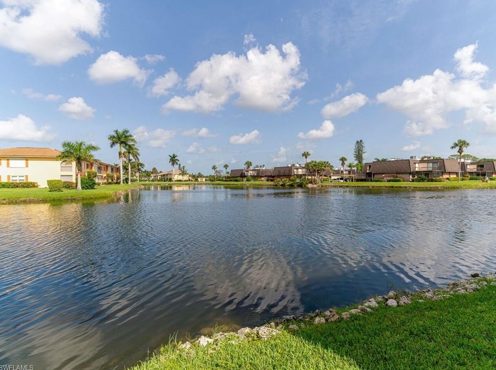 4360 Chantelle Dr #g202, Naples, FL 34112