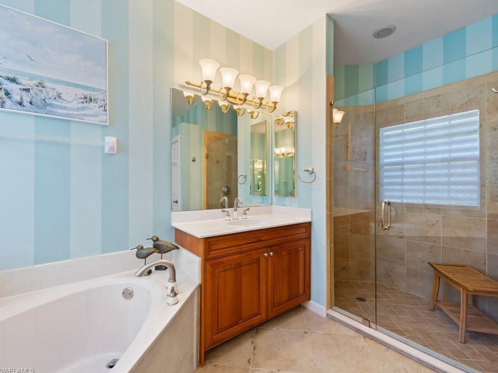 23624 Via Carino Ln, Bonita Springs FL  34135-8264 exterior