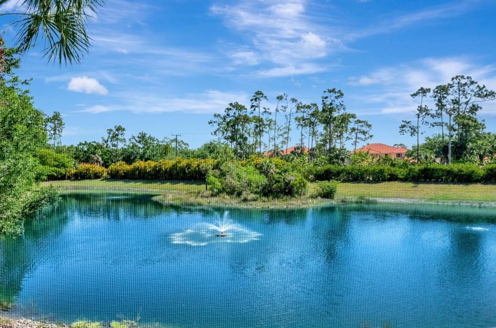 7827 Regal Heron Cir, Naples FL 34104-5849 exterior