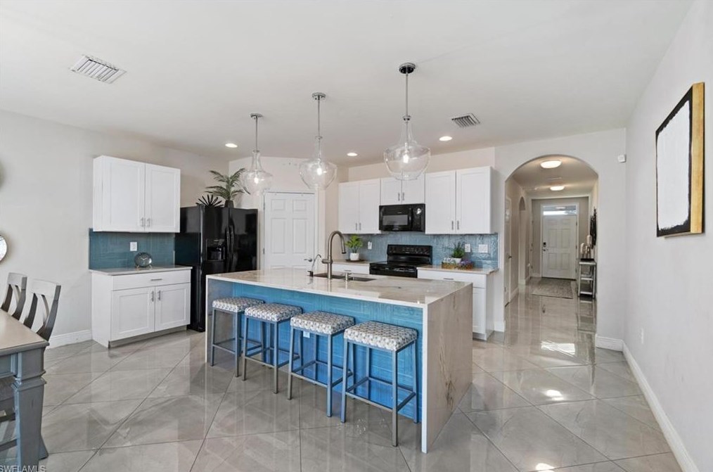 8349 Butternut Rd, Fort Myers FL  33967-3496 exterior