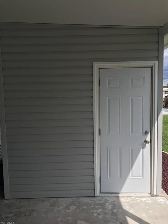 462 Jacaramba Ct, Fort Myers FL  33917-7406 exterior