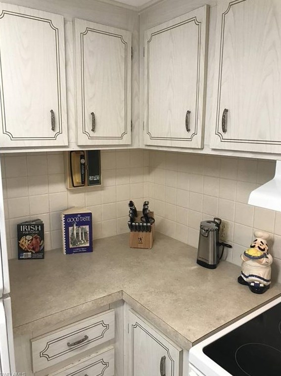 462 Jacaramba Ct, Fort Myers FL  33917-7406 exterior