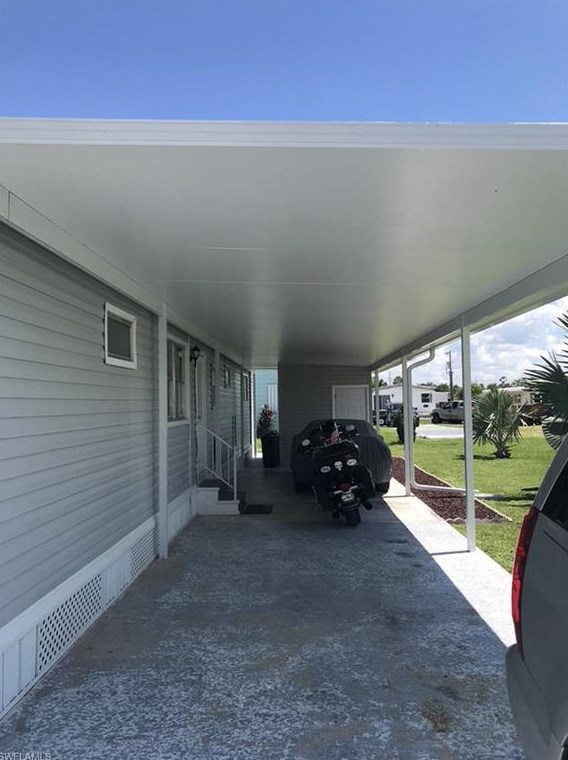 462 Jacaramba Ct, Fort Myers FL  33917-7406 exterior