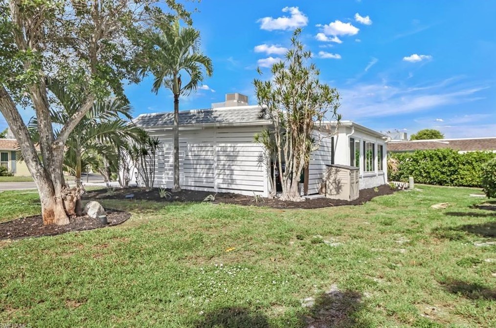 16 Hackney Ln #a-22, Naples, FL 34112