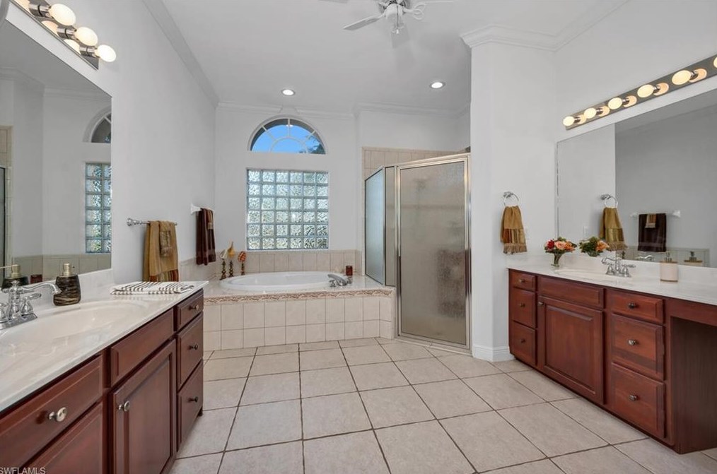 5113 Castlerock Way, Naples FL 34112-7926 exterior