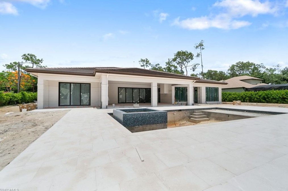 6730 Sable Rdg Ln, Naples FL 34109-3868 exterior