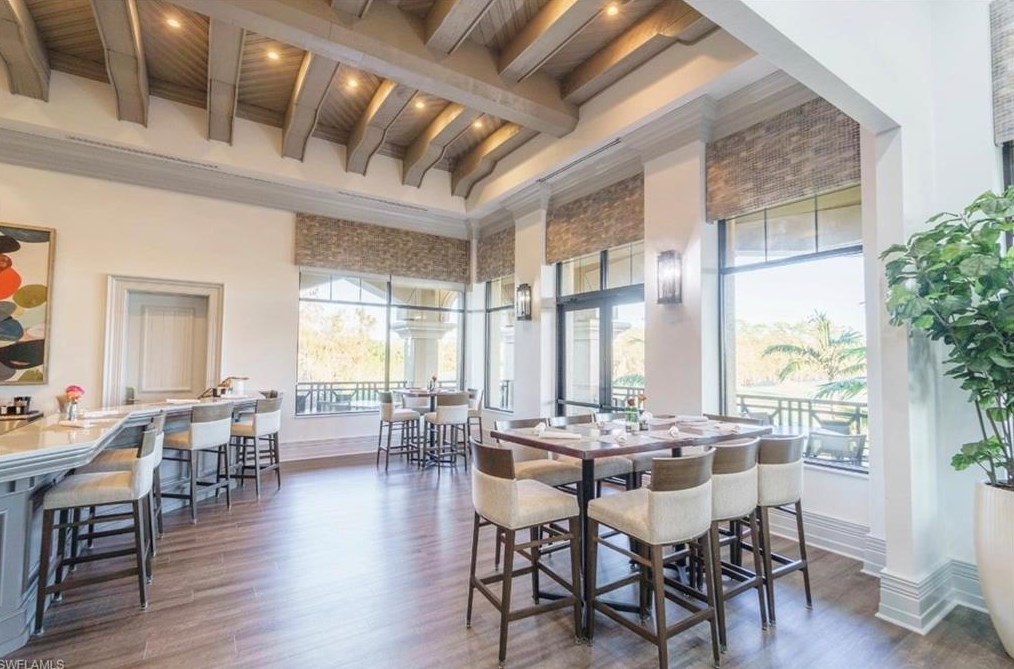 2906 Leonardo Ave, Naples FL exterior