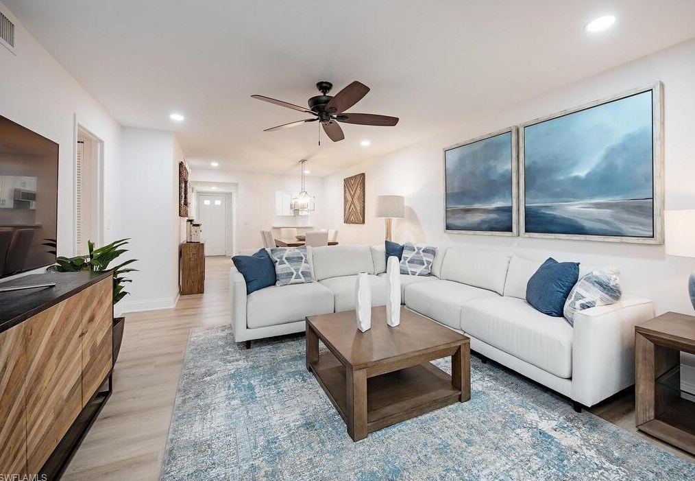 1100 9th St, Naples FL  34102-6722 exterior