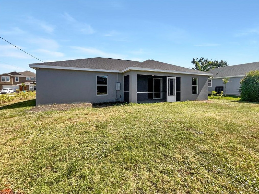 2628 3rd Pl, Cape Coral FL  33993-8781 exterior