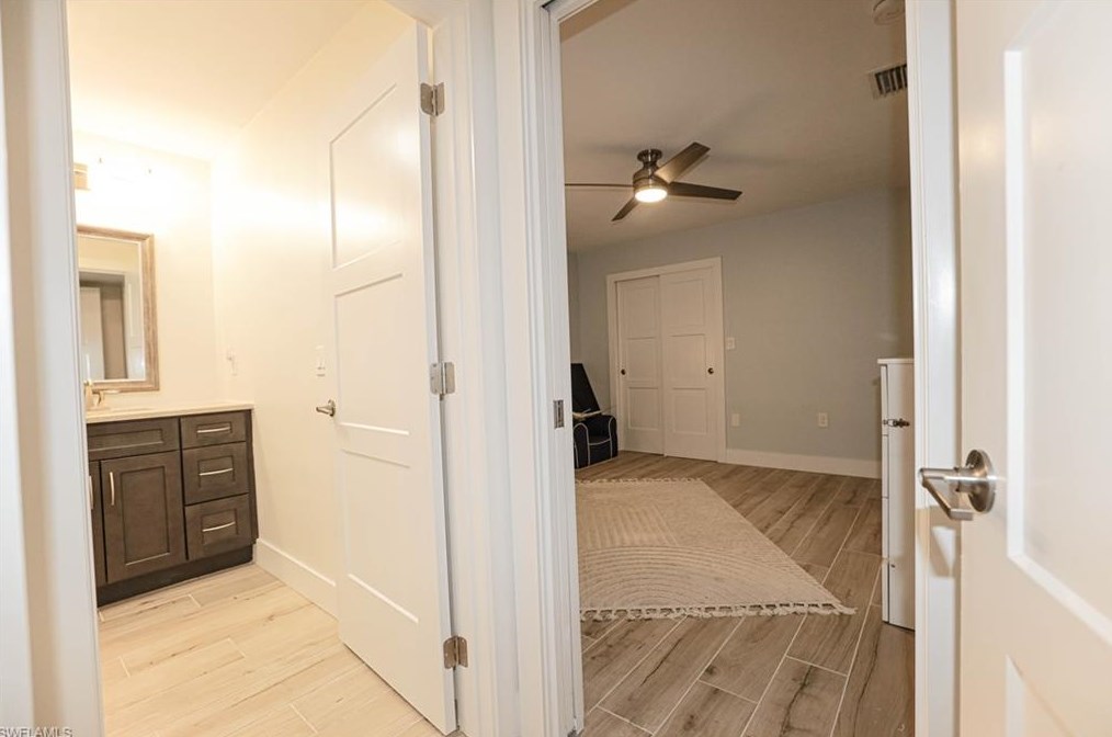 1227 Walden Dr, Fort Myers FL  33901-8833 exterior