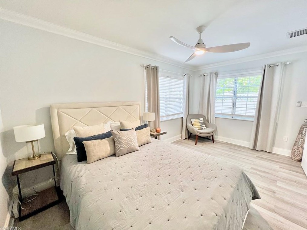 771 94 Ave, Naples FL 34108-2448 exterior