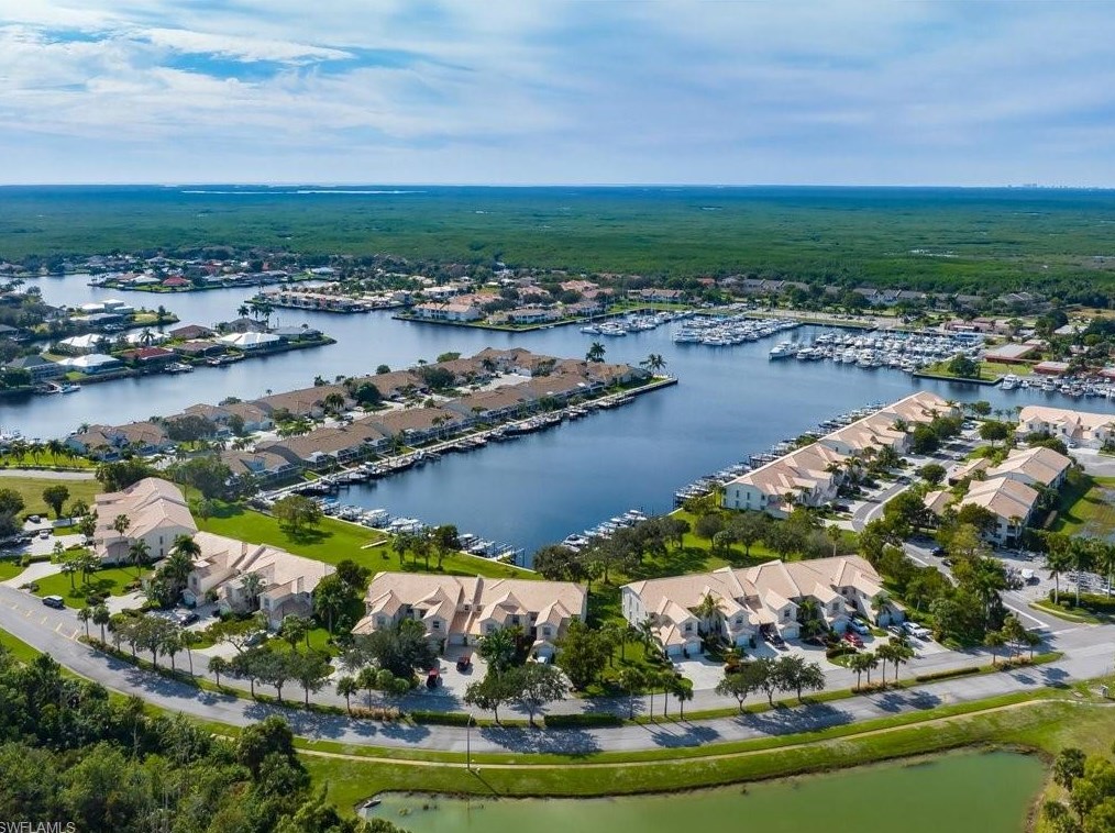 275 Cays Dr #2204, Naples, FL 34114