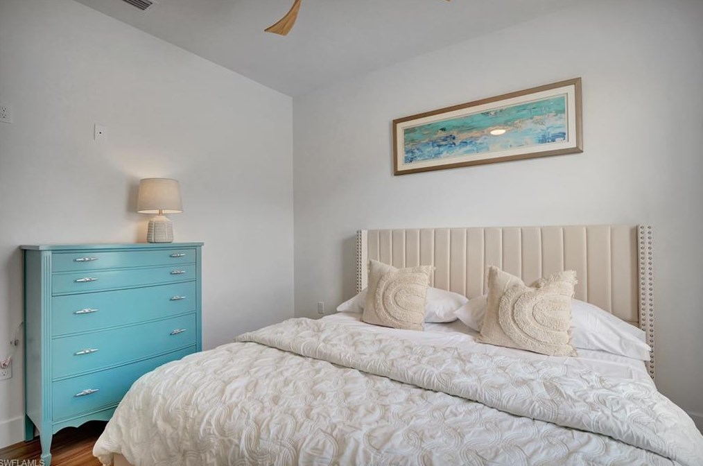 621 105 Ave, Naples FL 34108-1839 exterior