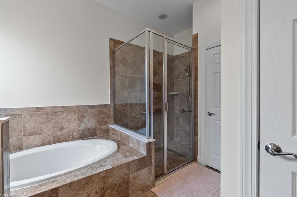 10553 Carena Cir, Fort Myers FL  33913-6817 exterior