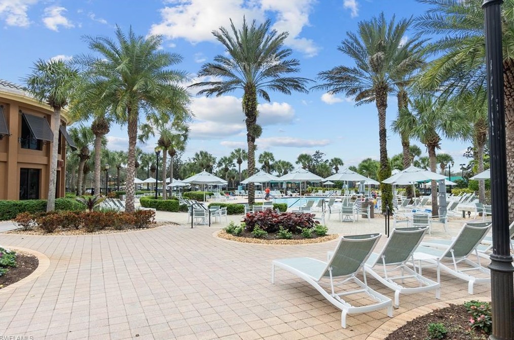 10553 Carena Cir, Fort Myers FL  33913-6817 exterior