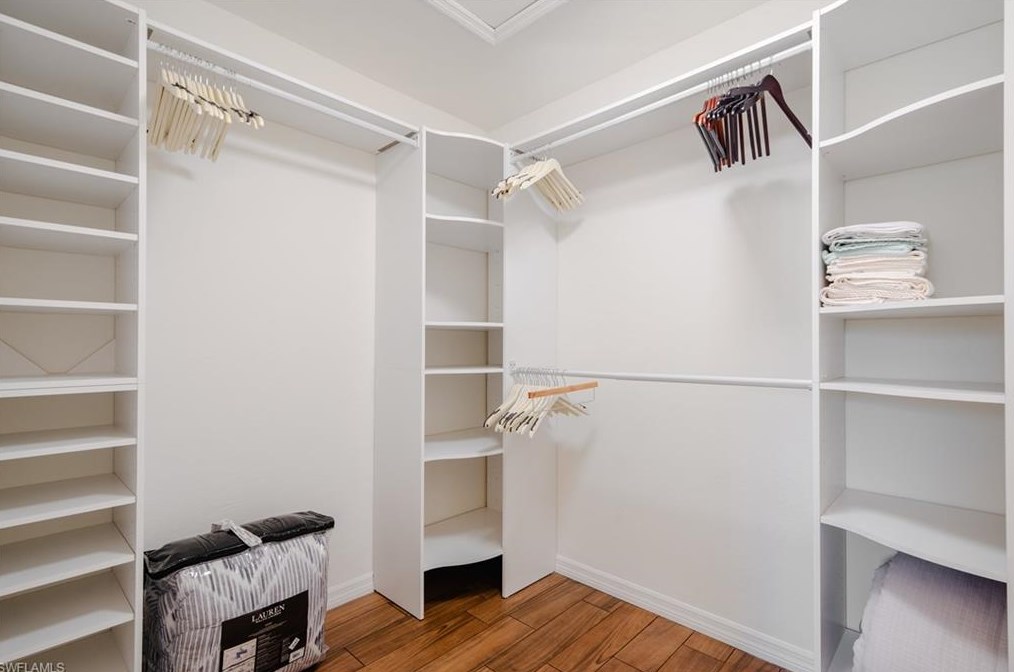 6483 Royal Woods Dr, Fort Myers FL  33908-6153 exterior