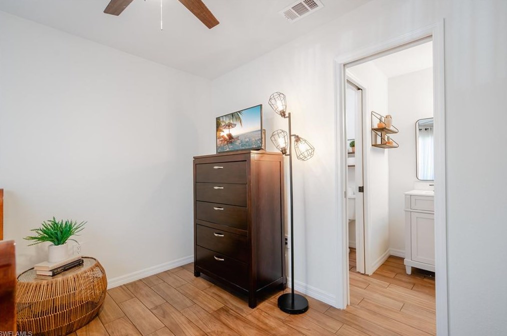 6483 Royal Woods Dr, Fort Myers FL  33908-6153 exterior