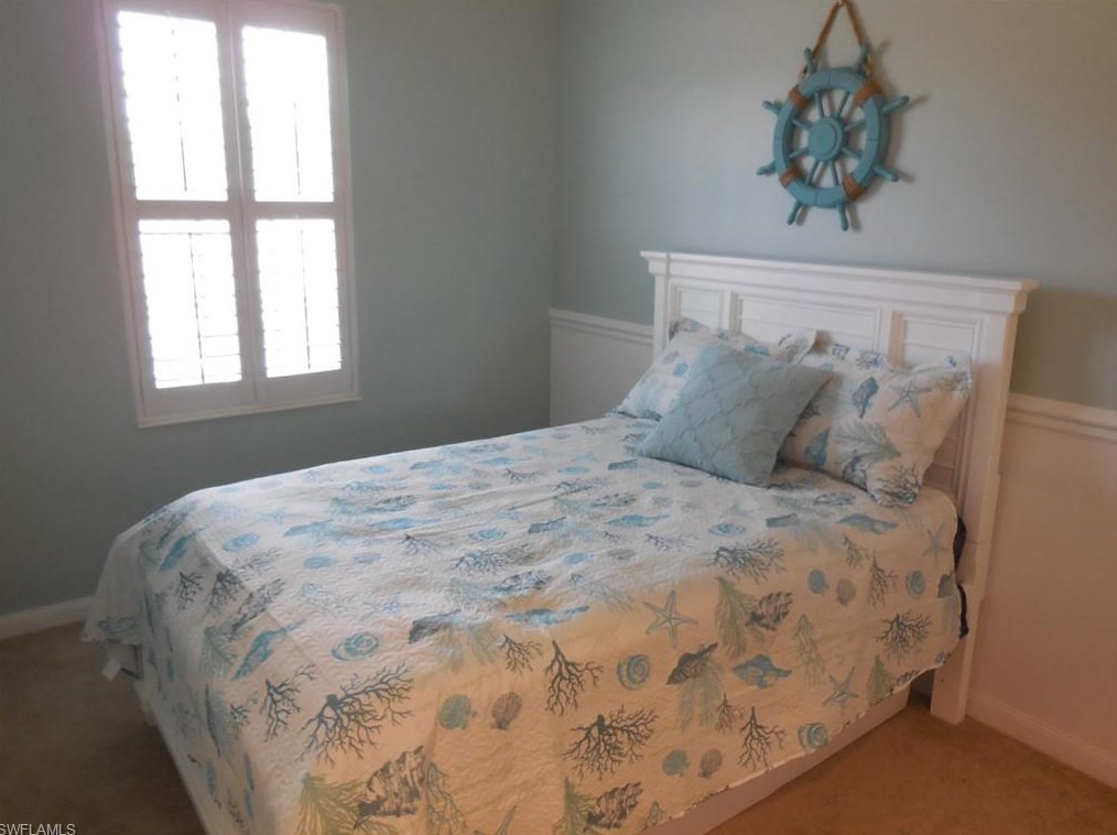 6048 Towncenter Cir, Naples FL  34119-9556 exterior