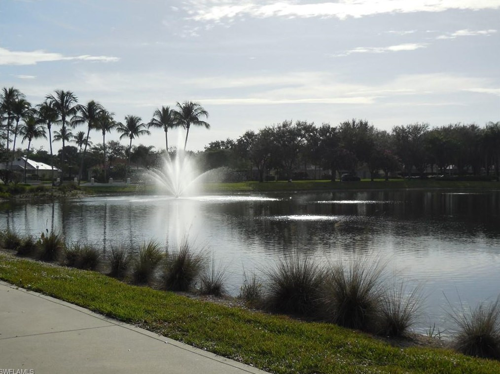 6048 Towncenter Cir, Naples FL  34119-9556 exterior