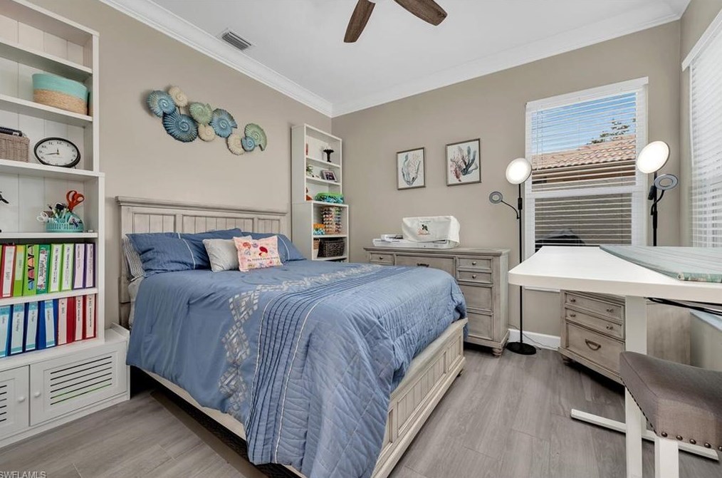 13611 Southampton Dr, Bonita Springs FL  34135-3444 exterior